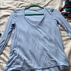 american eagle flowy top